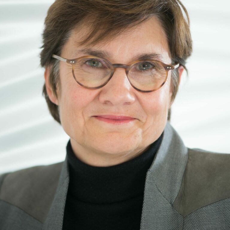 Francoise Rafin  / Air Liquide. le 7 avril 2016. Photo © Christophe Guibbaud